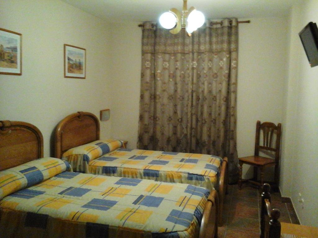 Vega de Espinareda Hostal Pinera الغرفة الصورة